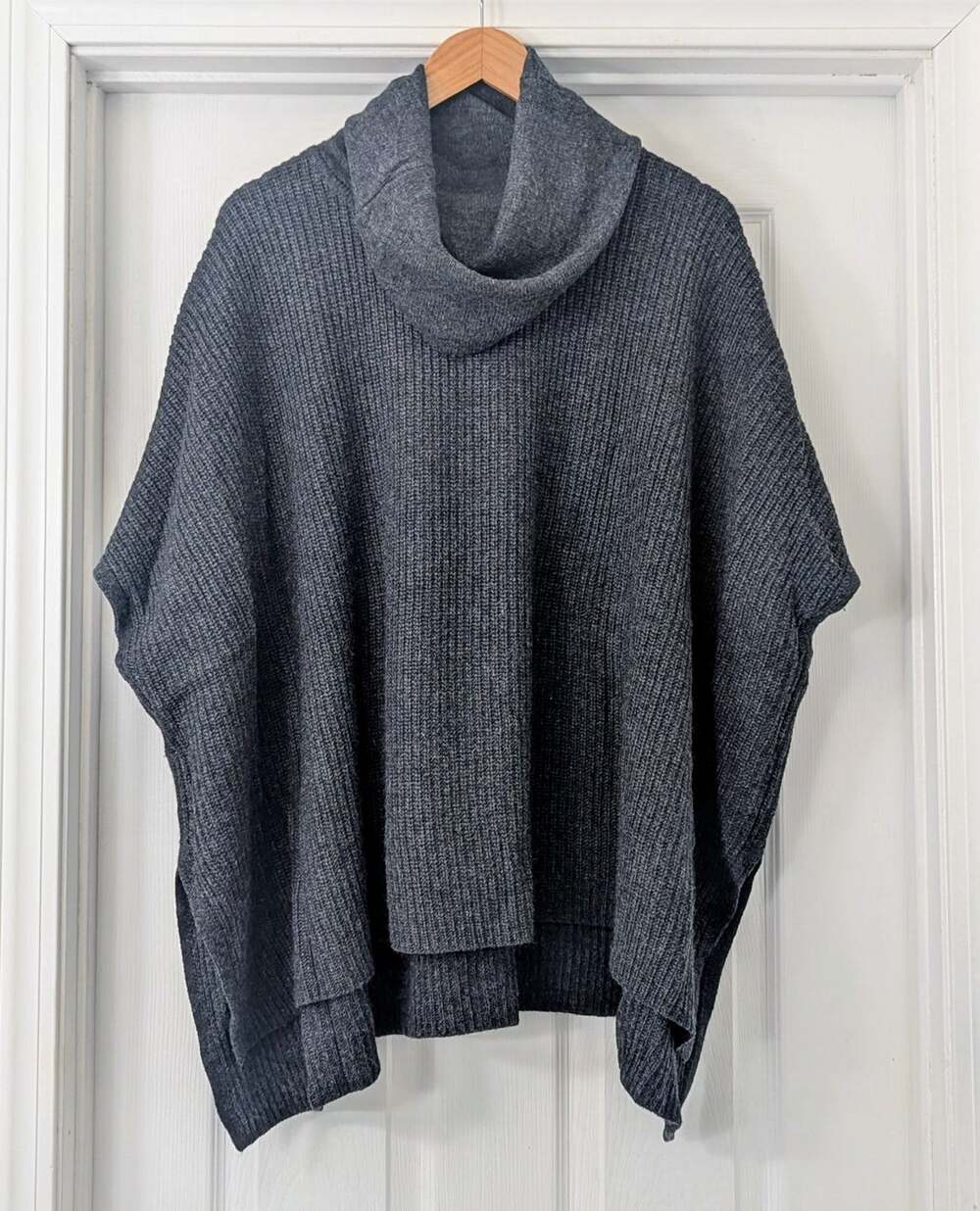 Lucky Brand Gray Knit Cowl Neck Poncho One Size